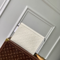 LV Clutch Bags